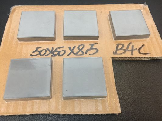 압력 소결 붕소 탄화물 R400 방탄 타일 50x50x9mm NIJ 레벨 IV 독립형 방탄 세라믹 삽입재