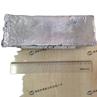 알큐 마스터 알로이 인글트 (AlCu Master Alloy Ingot) 는 항공우주용 용품의 곡물 정제용으로 구리 함량이 50%